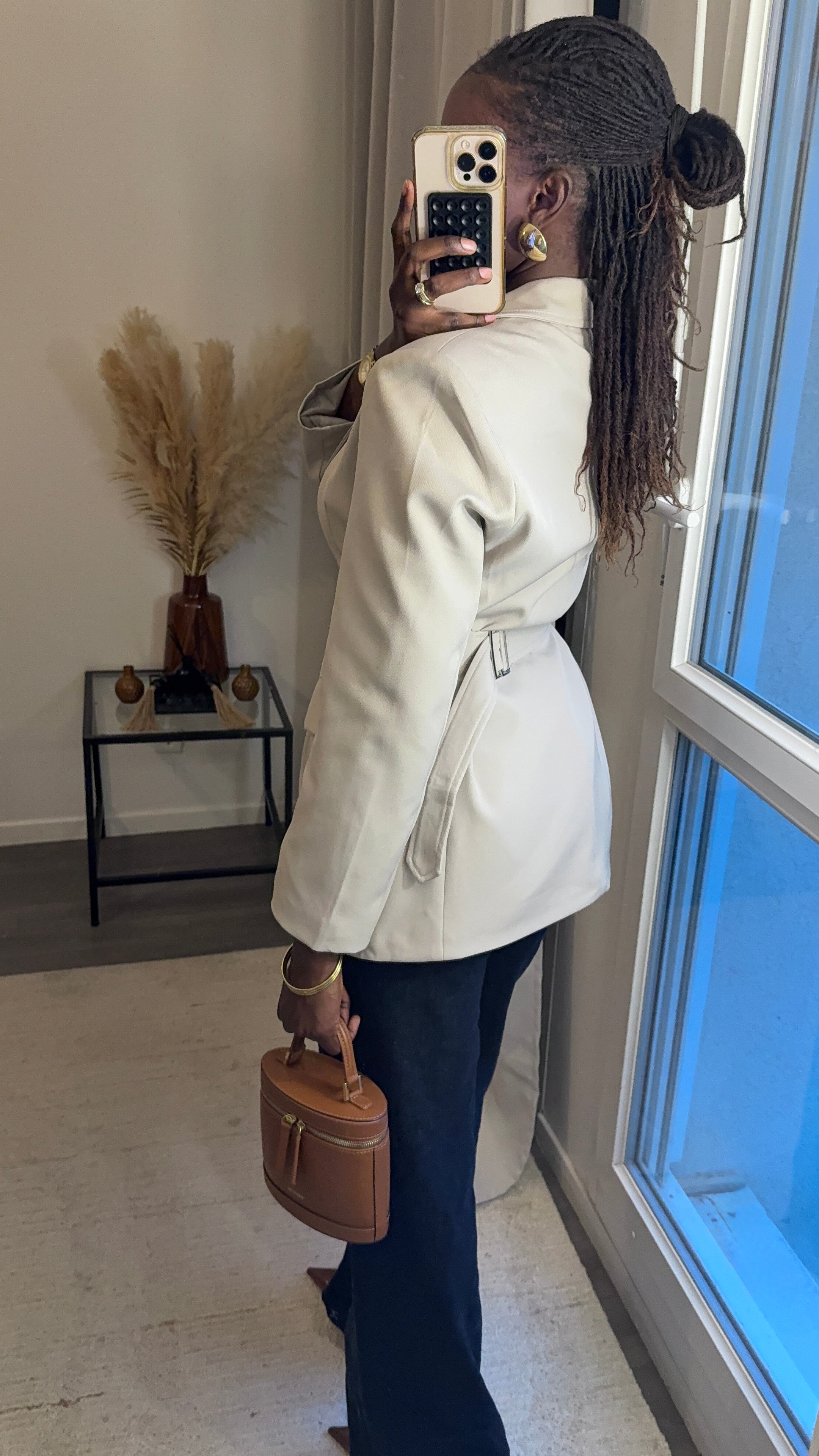 Veste cintrée avec ceinture ajustable